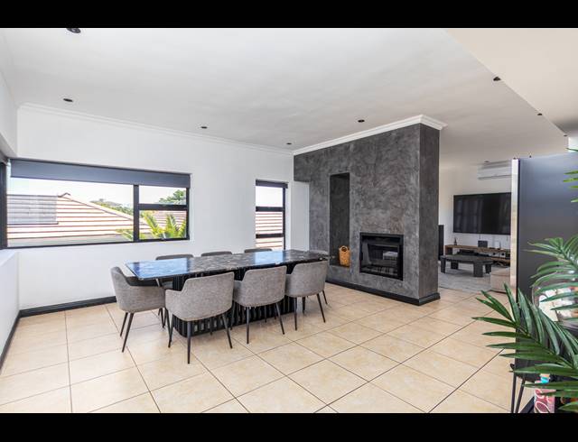 4 BEDROOM FREEHOLD FOR SALE IN SUNSET LINKS